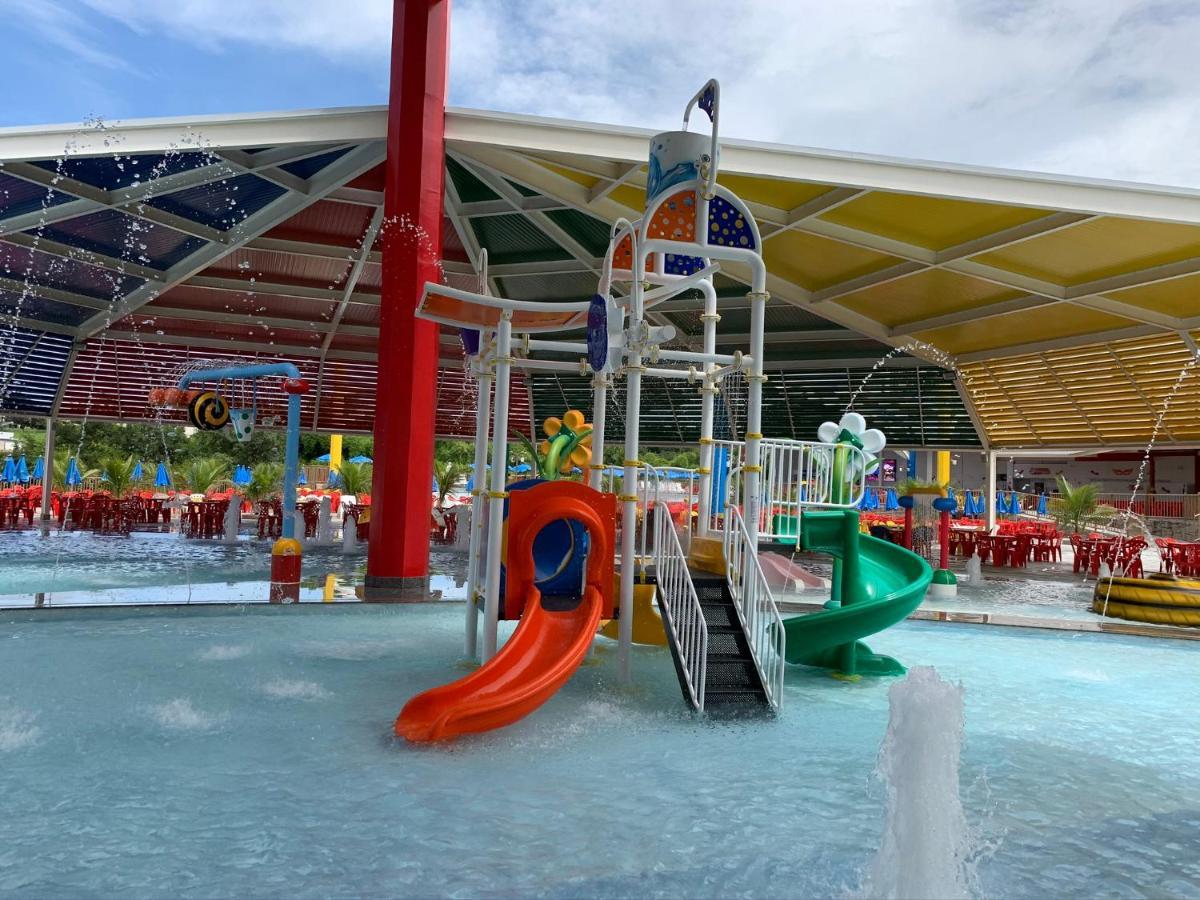Piazza Diroma C/ Acqua Park - Viaggio Locacoes Por Temporada Daire Caldas Novas Dış mekan fotoğraf